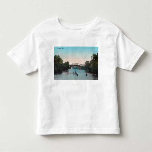 winters湖の水泳そして船遊び トドラーTシャツ (正面)