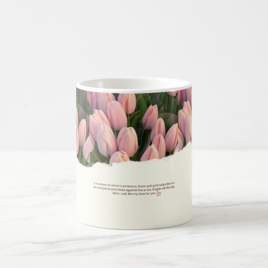 Winter's Whisper Pink Tulips – Romantic Snowy Cup コーヒーマグカップ (中央)