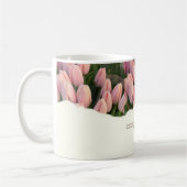 Winter's Whisper Pink Tulips – Romantic Snowy Cup コーヒーマグカップ (左)