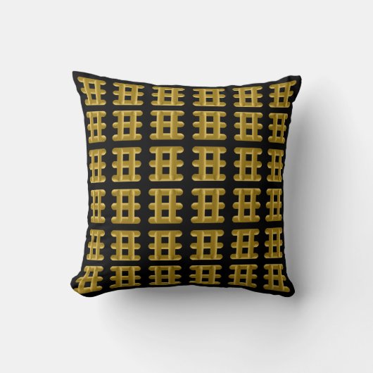 Wired Golden Cord Squared Pattern Gold On Black クッション (正面)