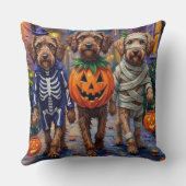Wirehaired Pointing Griffon Halloween Costumes クッション (裏面)