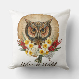 Wise and Wild Boho Owl Art クッション