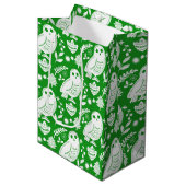 Wise Owl Folk Art Green Holiday ミディアムペーパーバッグ (正面アングル)