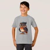 Wise Whimsy: The Scholarly Owl Tシャツ (正面フル)
