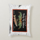 Wishing You Reely Fly Fishmas, Trout Christmas アクセントクッション (裏面(縦))