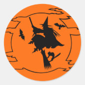 Witch flying on a broom stick Halloween stickers ラウンドシール (正面)