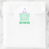 WITCH MODE ACTIVATED – Neon Glow Sticker ラウンドシール (バッグ)
