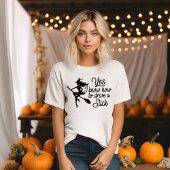 Witch on a Broomstick Halloween Tシャツ