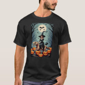 Witch Riding Tyrannosaurus Rex dinosaur in a Pumpk Tシャツ (正面)