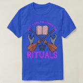 Witch Ritual Magic Spells Witchcraft Spellbook Wic Tシャツ (デザイン正面)