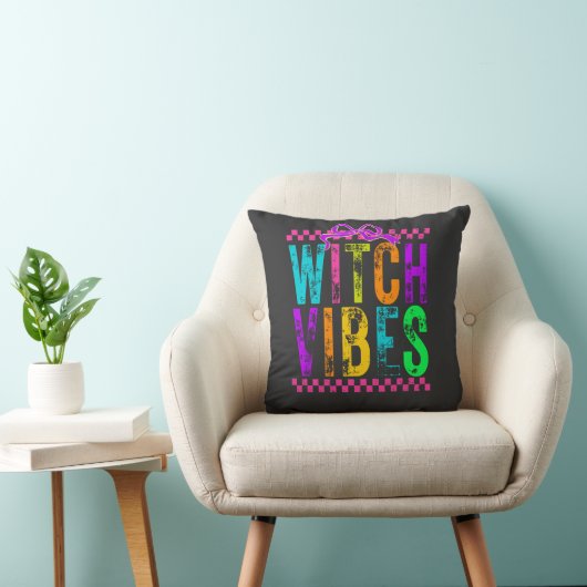 Witch Vibes Halloween Neon Checkered Bow クッション (椅子)