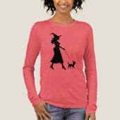 Witch Walking Chihuahua  トライブレンドＴシャツ (正面)
