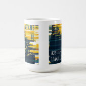 Witches Be Crazy (yellow) mug コーヒーマグカップ (中央)