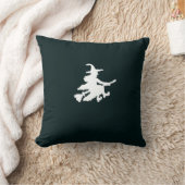 Witches on Black Throw Pillow クッション (ブランケット)