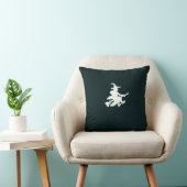 Witches on Black Throw Pillow クッション (椅子)