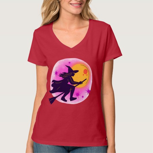 "Witchy Ride – Halloween Flying Broom Tee" Tシャツ (正面)