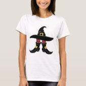 Witchy Walkabout: Hat and Heels Halloween Graphic Tシャツ (正面)