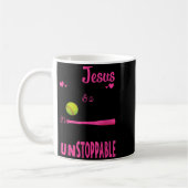 With Jesus In Her Heart And A Softball She Is Unst コーヒーマグカップ (左)
