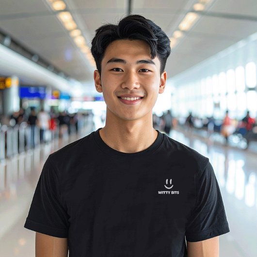 Witty Bits Off-White Smiling Face Logo Tシャツ