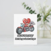witty relationship quote gift heart riding bike ポストカード (スタンド正面)