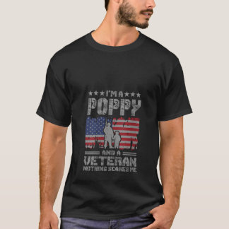Woens I am a Poppy and a退役軍人Nothing Scares Me Tシャツ
