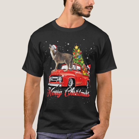 Wolf Christmas Tshirt Wolf Dog Riding Red Truck Ch Tシャツ (正面)
