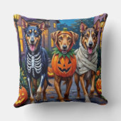  Wolfhound Trick-or-Treating Halloween Costumes クッション (裏面)