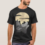 Wolves Howling with Full Moon for Wolf and Werewol Tシャツ (正面)