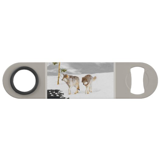 Wolves in Snow 絵画's -オリジナルワイルドライフアート スピード栓抜き (正面(横))