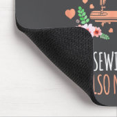 Woman Funny Sewing Quote  マウスパッド (コーナー)