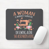 Woman Funny Sewing Quote  マウスパッド (マウス)