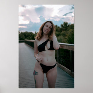 Woman In Black Bikini On Boardwalk ポスター