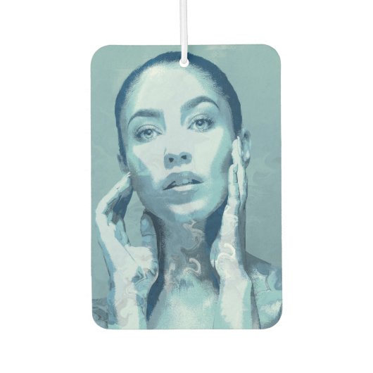 "Woman in Blue" カーエアーフレッシュナー (正面)