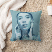 "Woman in Blue"  クッション (ブランケット)