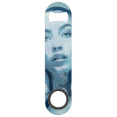 "Woman in Blue" スピード栓抜き (裏面)