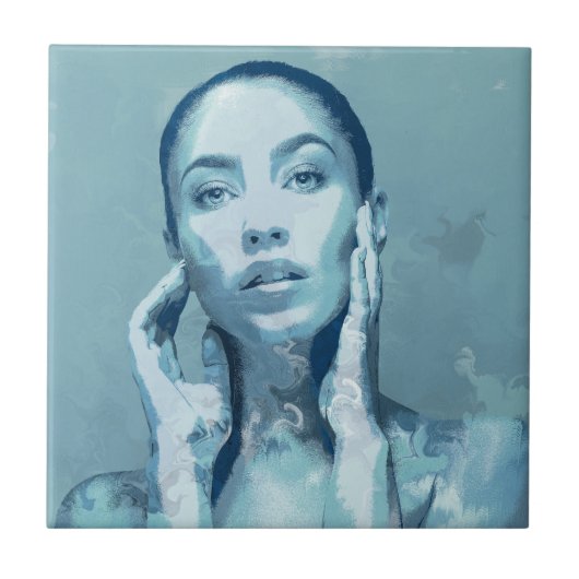 "Woman in Blue" タイル (正面)