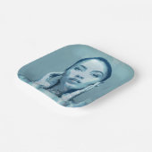 "Woman in Blue" ペーパープレート (傾斜あり)