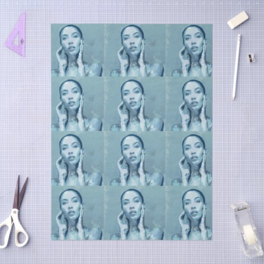 "Woman in Blue" 薄葉紙 (クラフト)