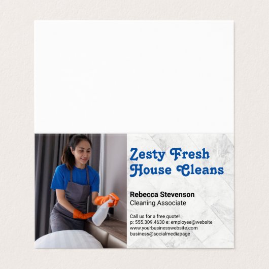 Woman Spray Cleaning | Maid 名刺 (外部フラット)