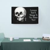 Woman With Halloween Cranium Reflection In Mirror 横断幕 (トレードショー)