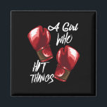 Women Boxing Kickboxing A Girl Who Hit Things  マグネット<br><div class="desc">Women Boxing Kickboxing A Girl Who Hit Things</div>