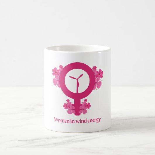Women in Wind Energy – Feminist Gift コーヒーマグカップ (中央)