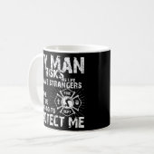 Women My Man Risks Life Firefighter Girlfriend コーヒーマグカップ (正面左)
