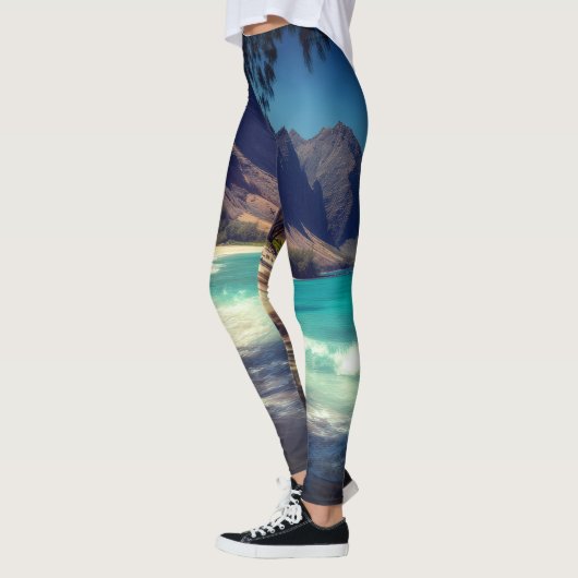 Women’s All-Over-Print Leggings レギンス (左)