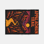 Womens Appalachian Trail Hiking Adventure Retro Me フリースブランケット (正面(横))