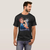 Womens CHILDLESS CAT LADIES VOTE ROSIE THE RIVETER Tシャツ (正面フル)
