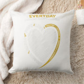 Womens Gold Memory Of My Granddaughter Childhood クッション (ブランケット)