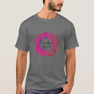 Womens Grandmalife Flower Heart Valentine's Day Tシャツ