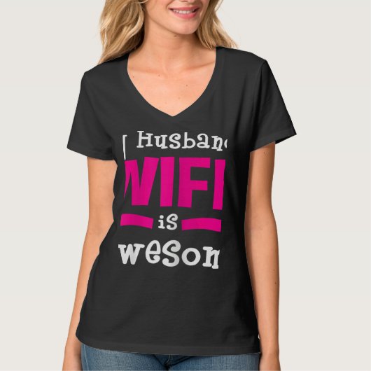 Womens Humorous Statement Valentine's Day In Love Tシャツ (正面)