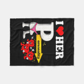 Women's I Love Her Ity Funny Valentine's Day Coupl フリースブランケット (正面(横))